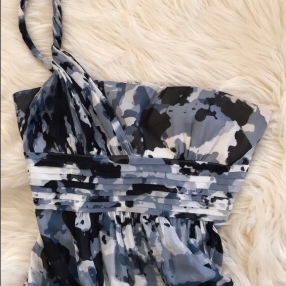 BCBGMAXAZRIA silk one shoulder gown size 2 - Picture 2 of 7